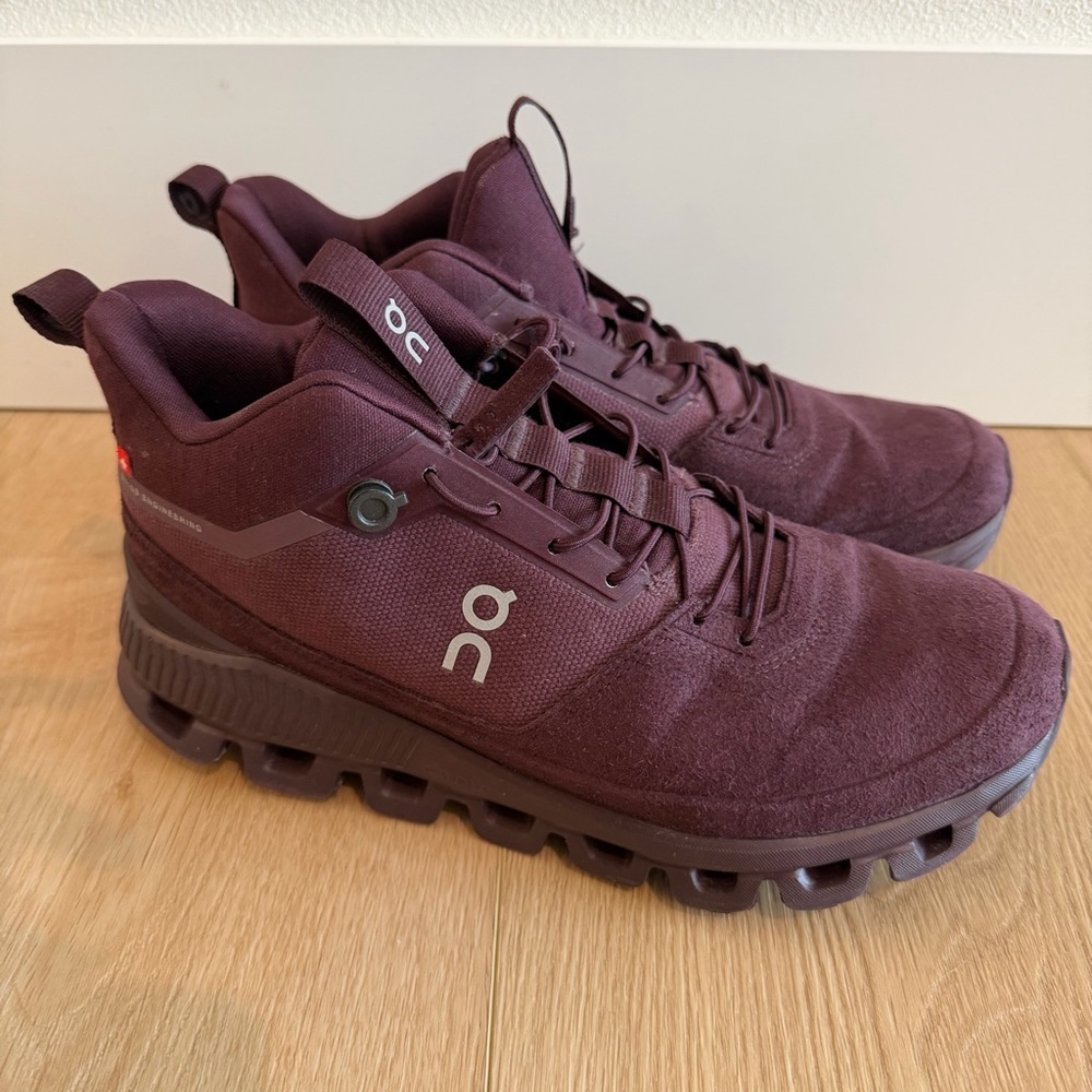 On Running Cloud Hi Waterproof Women’s Hiking Running Shoes - Burgundy